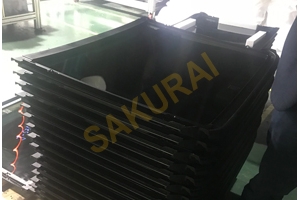 汽车前后风挡玻璃包边PU机械手挤出包边工艺