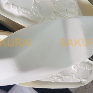 樱井脱模剂助力摩托车座椅泡沫制造商解决模具积垢难题
